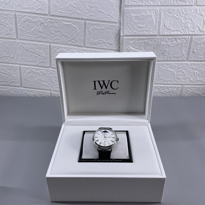 IWC 포르토피노 문페이즈-4 IW544805 실사