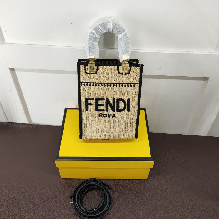 Fendi 펜디 썬샤인 미니 토트백 F8051 실사