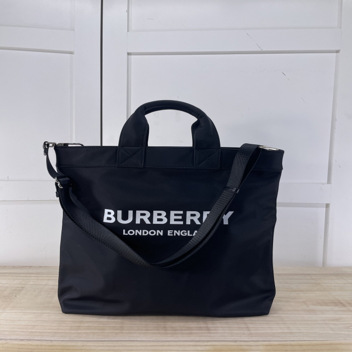 Burberry 버버리 토트&숄더백 B61016 (2컬러) 실사